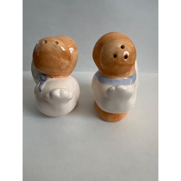 Vintage Hand-Painted Ceramic Farmer Duck Salt & Pepper Shakers Set E2 - Picture 2 of 4